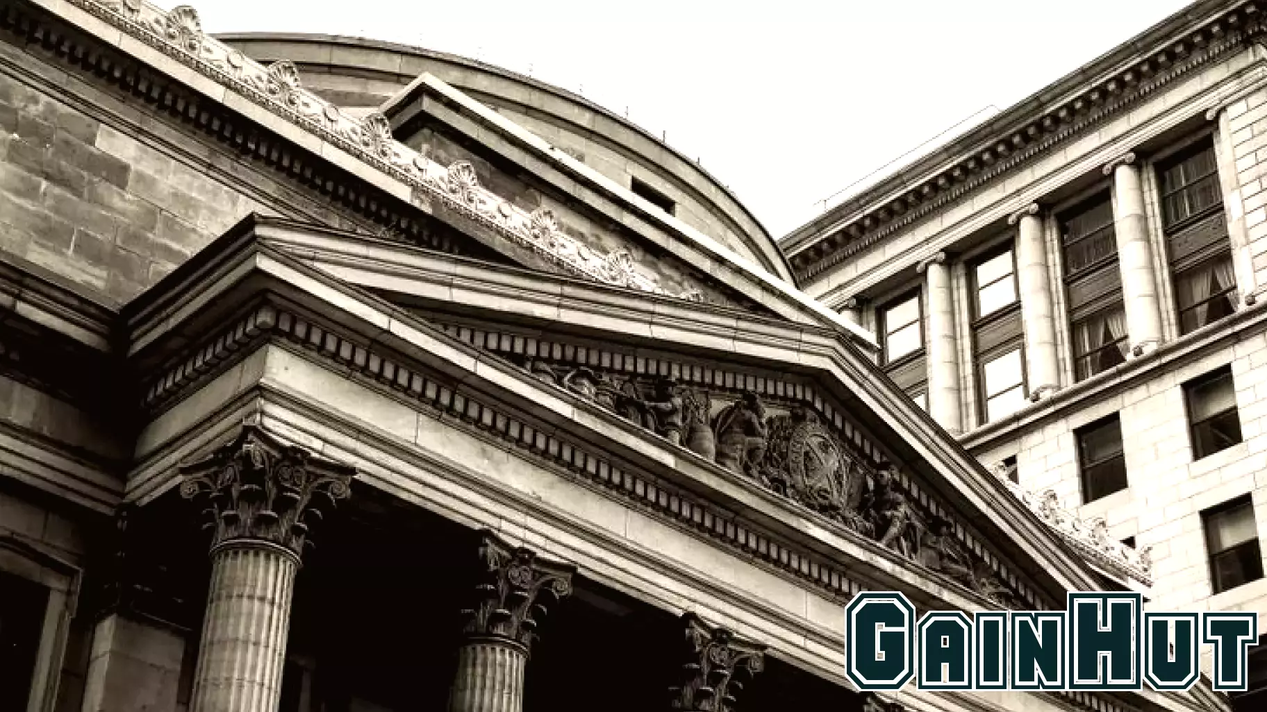 Assessing First Financial Bancorp (FFBC) Valuation After Its Recent Share Price Strength