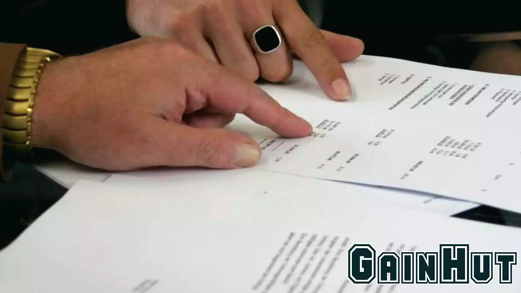 Columbia Financial (CLBK) Valuation Check After Earnings And Revenue Miss Against Expectations