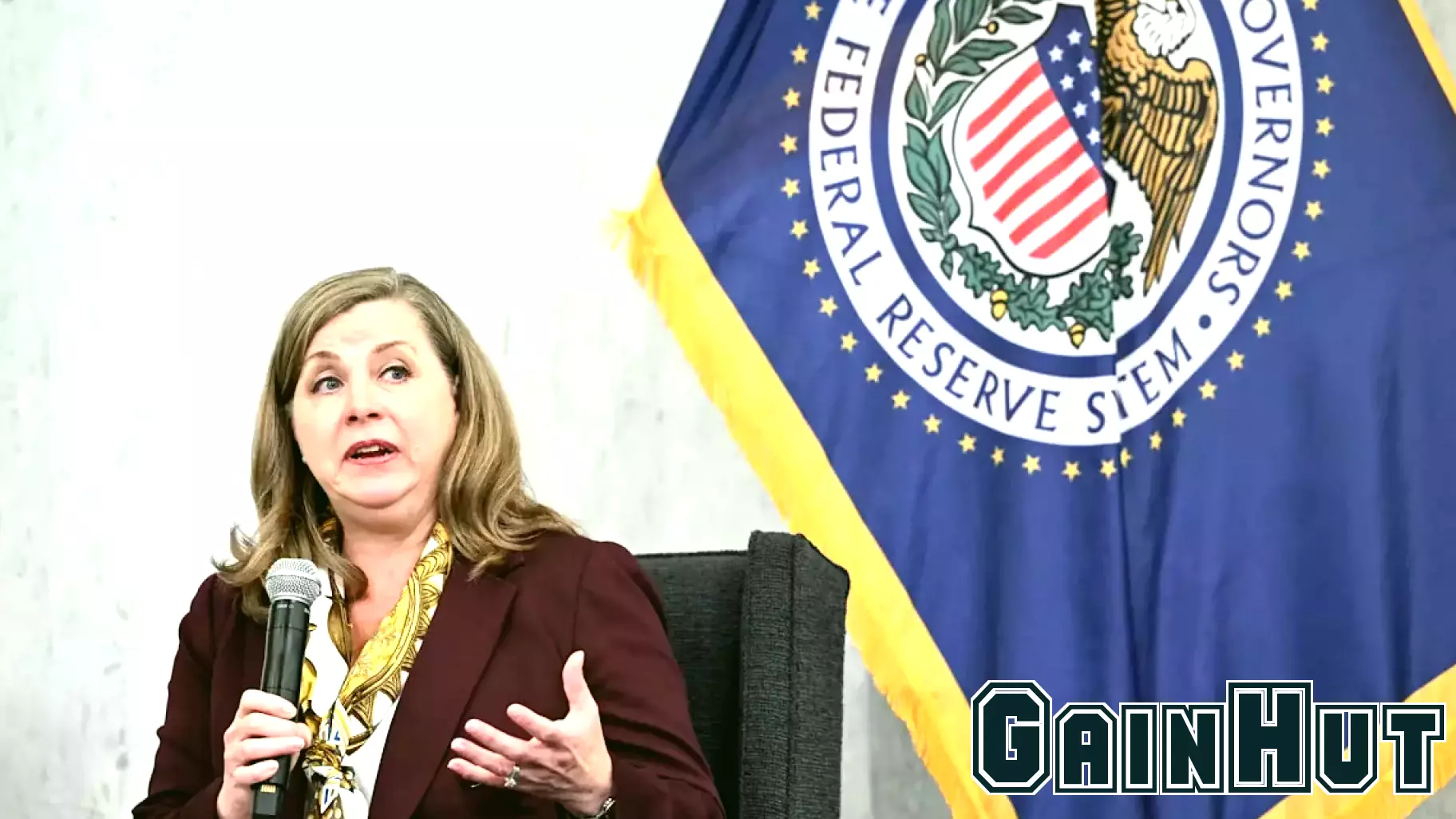 Fed Official Advocates for Interest Rate Cuts in 2025
