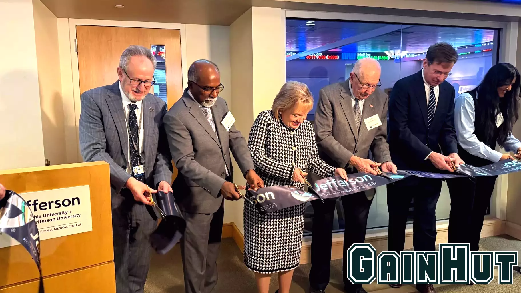 New Market Research Lab Opens at Thomas Jefferson University