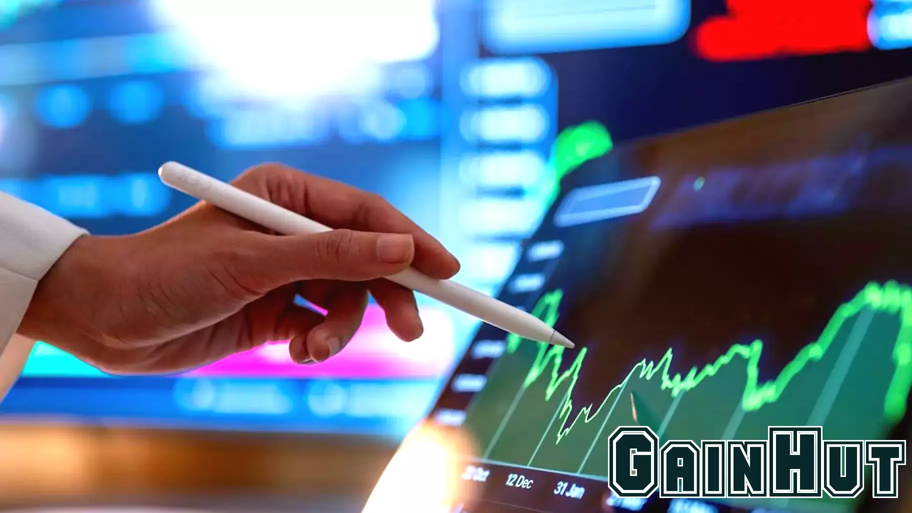 S&P 500 Approaches Record Highs as Year-End Targets Loom