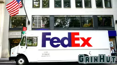 Shipping companies begin tariff refund push — and promise to pass along the money to customers